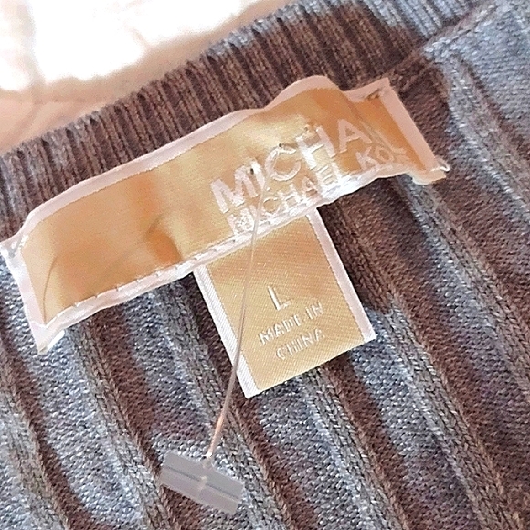 Michael Kors Silky Silver Pleats High Couture Tops $550-$790 - Picture 8 of 10